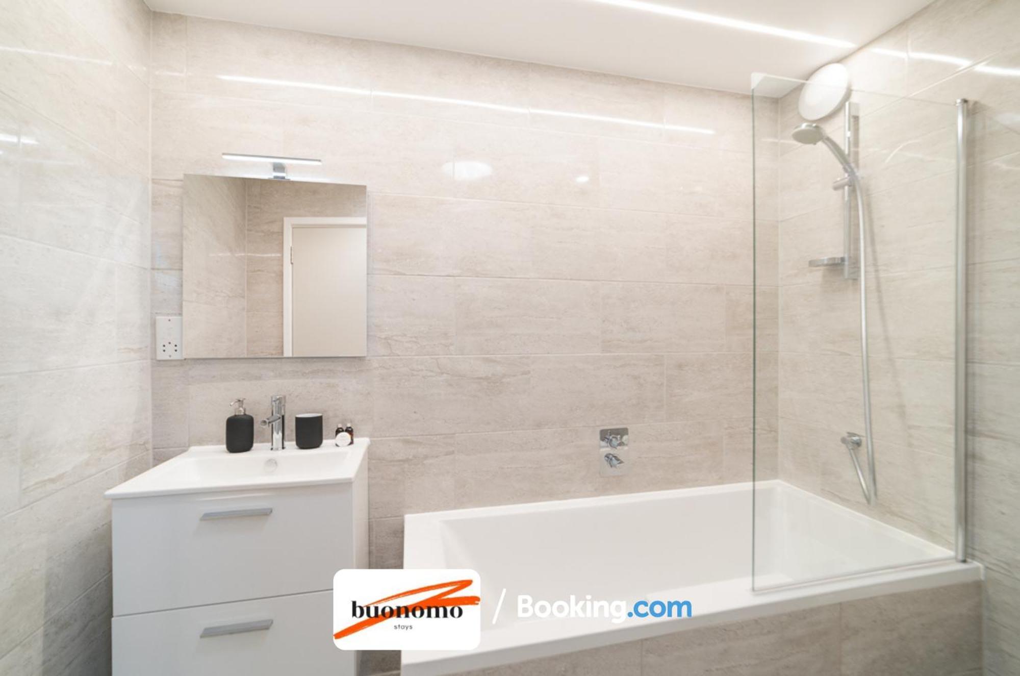 Two Bedroom Apartment At Buonomo Stays Short Lets & Serviced Accommodation Londra Esterno foto